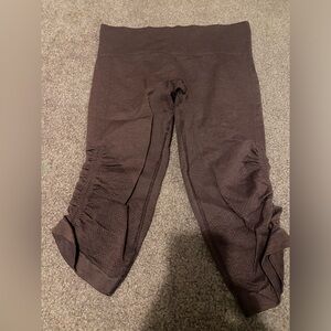 LULULEMON Women’s In The Flow Crop Brown Leggings - Size 6